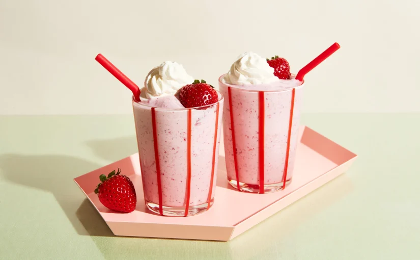 Strawberry Milk: Minuman Susu dengan Rasa Buah yang Segar dan Manis